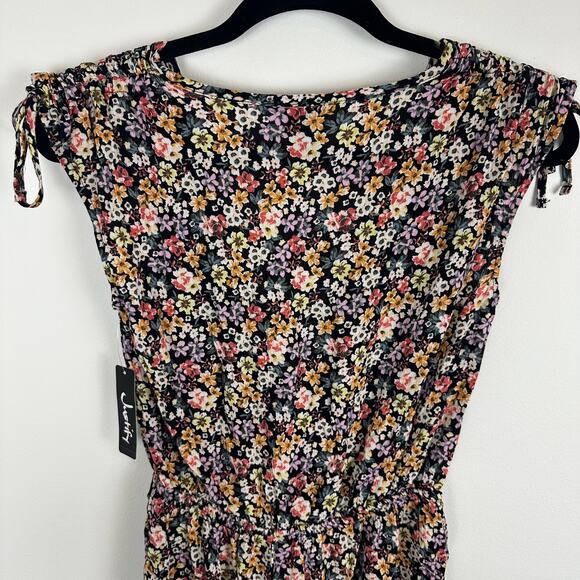 NWT Justify Womens Cap Sleeve Plunge V-Neck Black Ditsy Floral Romper Medium - Picture 5 of 10